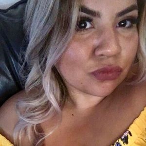 Meet your Posher, Desirae